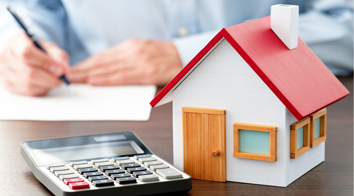 費用を計算する様子